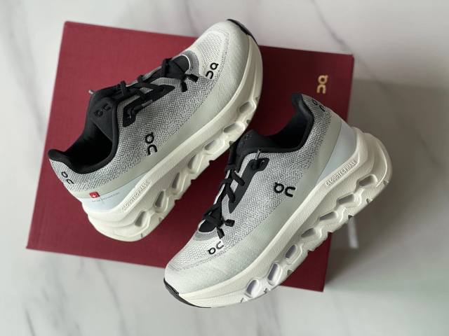 On On Children's Shoes Cloudtilt Woven Upper 28-37 On On Children's Shoes Cloudtilt Woven Upper 28-37