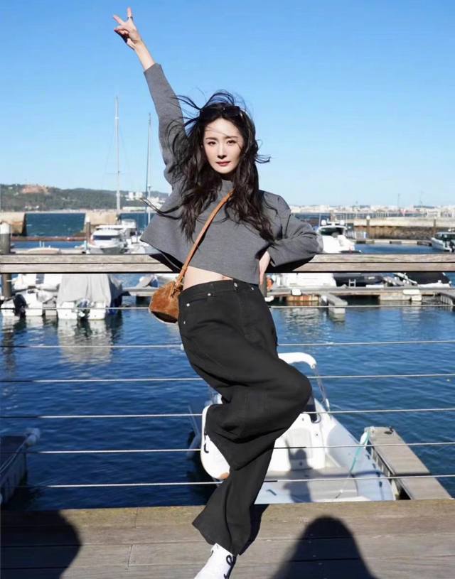 Loewe Agand Training Shoes For Children Loewe Italian Agand Training Shoes, Tren Loewe Agand Training Shoes For Children Loewe Italian Agand Training Shoes, Tren