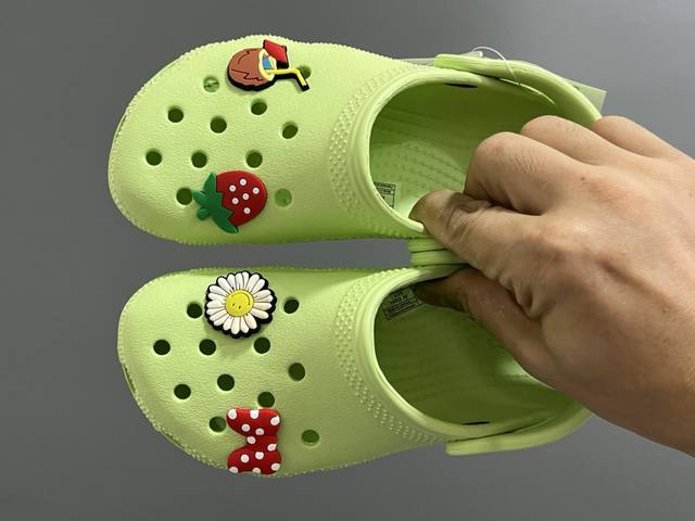 Crocs Classic Hollow-Out Children's Sandals Size: 9C-4J Classic Crocs Hollow-Out Crocs Classic Hollow-Out Children's Sandals Size: 9C-4J Classic Crocs Hollow-Out