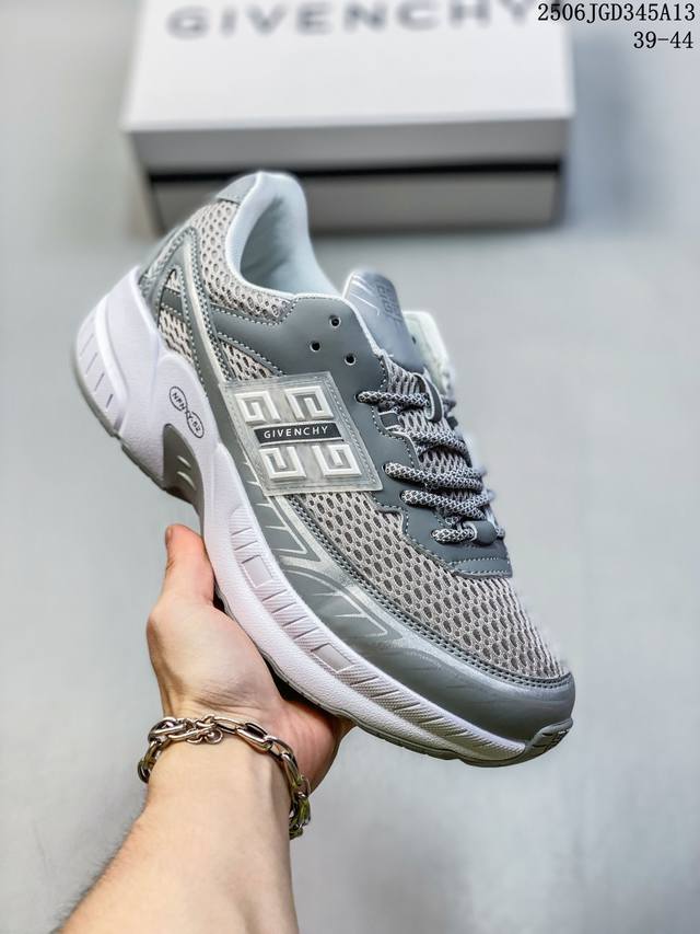 Tyler X Louis Vuitton Lv Trainer co-branded low-top casual sneakers, overseas sh Tyler X Louis Vuitton Lv Trainer co-branded low-top casual sneakers, overseas sh