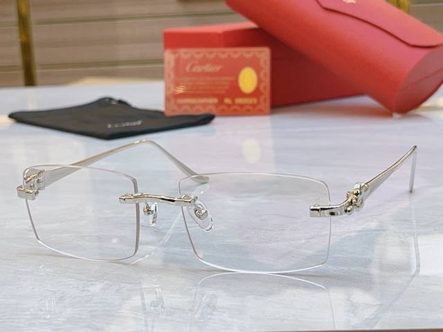 The rose gold cream white that I've been dreaming of is now available. Hermes en The rose gold cream white that I've been dreaming of is now available. Hermes en