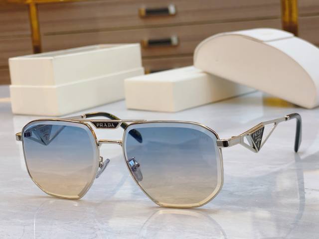 A6178 Xiao Xiangfeng popular feather pearl earrings made of S925 sterling silver A6178 Xiao Xiangfeng popular feather pearl earrings made of S925 sterling silver