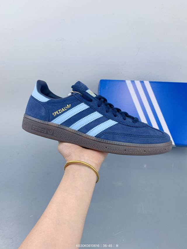 Adidas Handball Spezial Special Edition for St. Patrick's Day The whole shoe is Adidas Handball Spezial Special Edition for St. Patrick's Day The whole shoe is