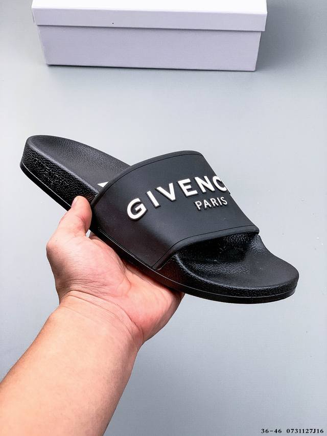 Givenchy Summer flip flops, high-end luxury trendy online celebrity style Classi Givenchy Summer flip flops, high-end luxury trendy online celebrity style Classi