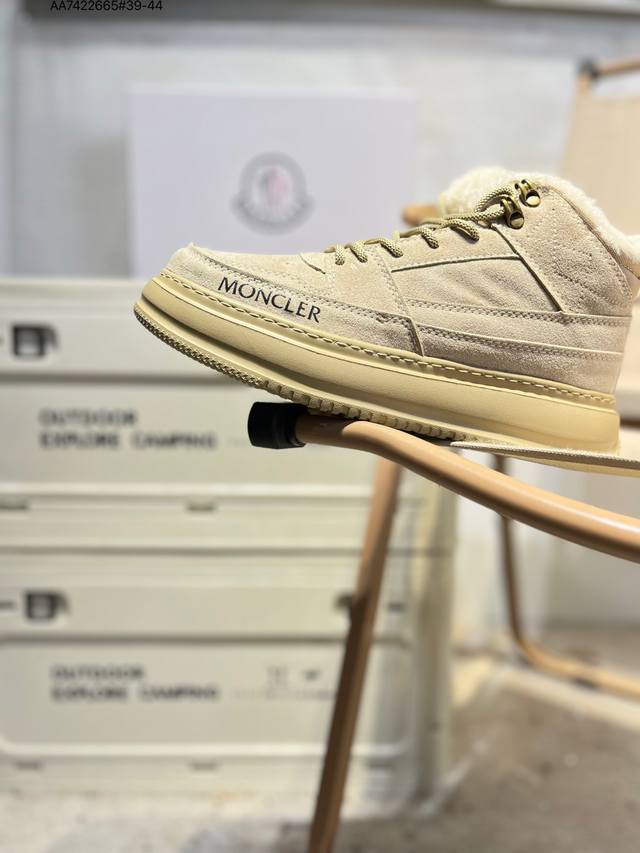 Moncler Men's Outdoor Lace-up Sneakers, featuring comfortable and slip-resistant Moncler Men's Outdoor Lace-up Sneakers, featuring comfortable and slip-resistant