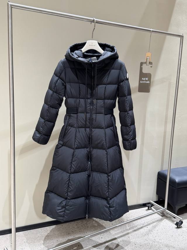 Channel Advantage! Authentic Foreign Trade Version Moncler | Moncler's Runaway P Channel Advantage! Authentic Foreign Trade Version Moncler | Moncler's Runaway P
