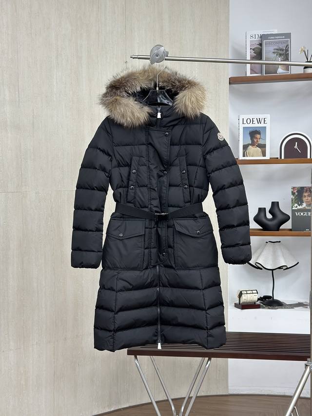 Top-tier version Moncler #Khloe Yang Mi's celebrity-style long matte down jacket Top-tier version Moncler #Khloe Yang Mi's celebrity-style long matte down jacket