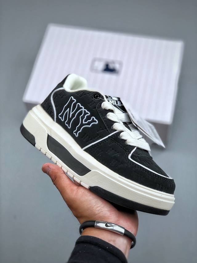Ny Mlb Chunky Liner Mid Denim Monogram New York Yankees Platform Casual Shoes DD Ny Mlb Chunky Liner Mid Denim Monogram New York Yankees Platform Casual Shoes DD