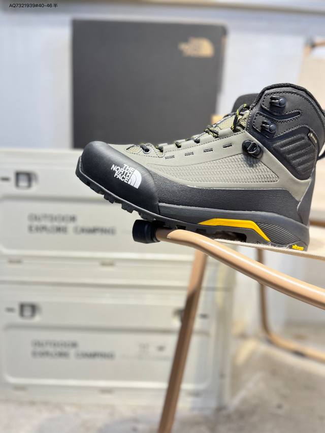 The North Face High-Top Autumn/Winter Outdoor Durable Hiking Shoes, Comfortable The North Face High-Top Autumn/Winter Outdoor Durable Hiking Shoes, Comfortable