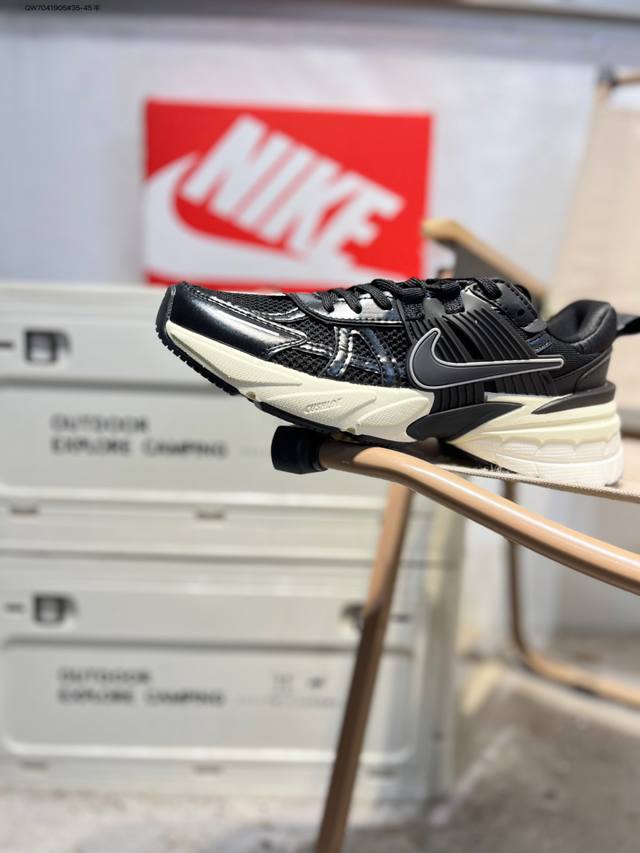 Nk V2K Runtekk Shock-absorbing, Anti-slip Low-top Retro Dad Shoe Running Shoes. Nk V2K Runtekk Shock-absorbing, Anti-slip Low-top Retro Dad Shoe Running Shoes.