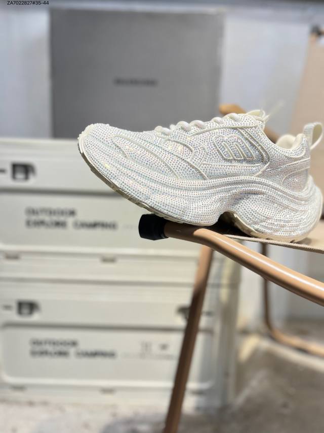 Balenciaga Runner Kith Four.Color 7.0 21Ss latest colorway trendy retro casual s Balenciaga Runner Kith Four.Color 7.0 21Ss latest colorway trendy retro casual s